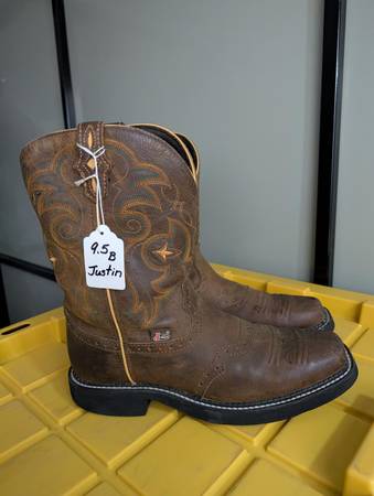 Women's Western Boots. $65.00 each pair. 1