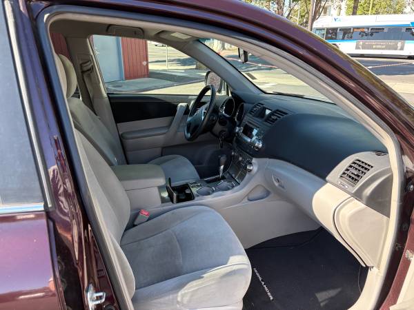 2011 Toyota Highlander - $5,800 (san jose south)63470231500419123