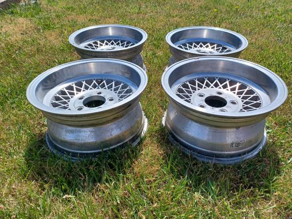 14x7 aluminum wheels 1