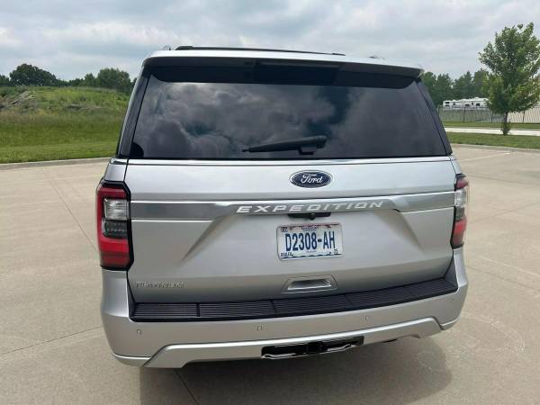 2019 Ford Expedition Platinum Sport Utility 4D - $32,950 (+ Midstate Auto Group)63621970696065123
