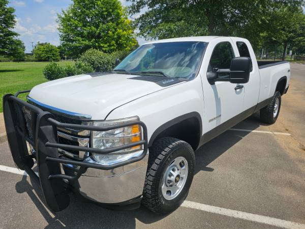2013 CHEVROLET SILVERADO 2500HD EXTENDED CAB 4X4 ONE OWNER - $15,800 (MURFREESBORO)63624908877059121