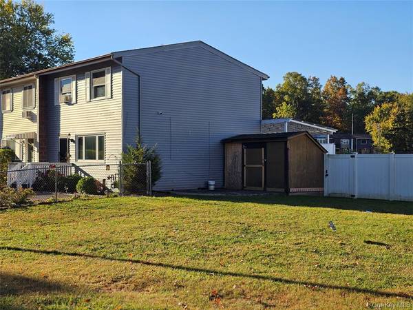 $2,350 / 2br - 1144ft2 - 2 Bath Condo (Middletown)64035735254658122