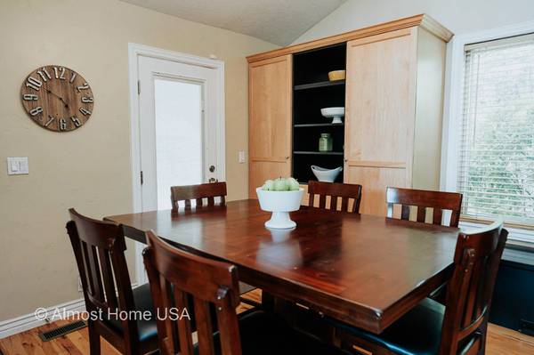 $4849.00 / 5br - 3150ft2 - Beautiful Furnished Single Family Home in Great Neighborhood63671040246915122
