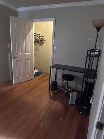 $975 / 4br - ROOM READY TO MOVE IN TODAY (chula vista)63819181037825122