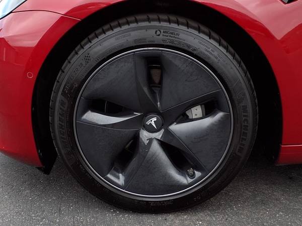2018 Tesla Model 3 Rojo Excelente Oferta**DISPONIBLE** - $18,995 (1000 OAKS / LOS ÁNGELES Y VENTURA)63624673362817124