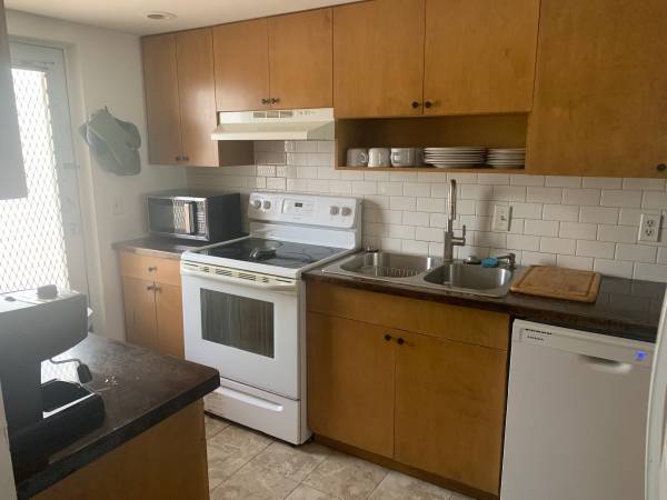 $1,800 / 2br - FURNISHED APARTMENT (Lighthouse Point)63983674750466121