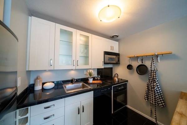 $2,495 / 1br - 869ft2 - Condominio en Adams Point, 869 ft (oakland lago merritt / grand)63657964790785123