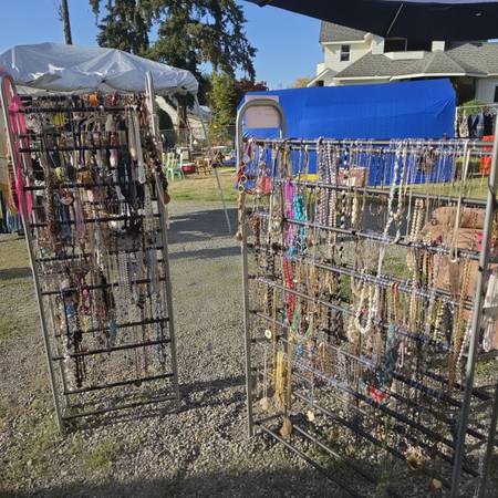 Yard sale photo