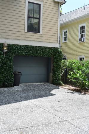 $4200.00 / 1br - 1300ft2 - Spacious 1BR close to Colonial Lake64016109005826121
