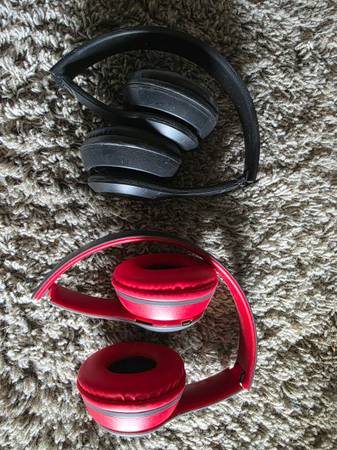 P47 Wireless Headphones OverEar Super Bass 5.1  Foldable Headset with 1