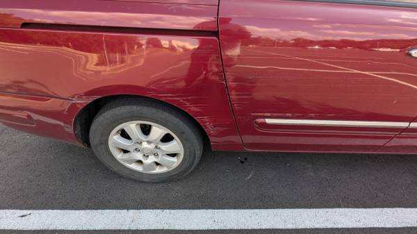 Minivan Hyundai Entourage 2007 - $1.600 (Nokesville)63440027528707122
