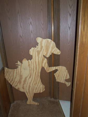 Gardening Gloria wooden 'shadow' for garden 1