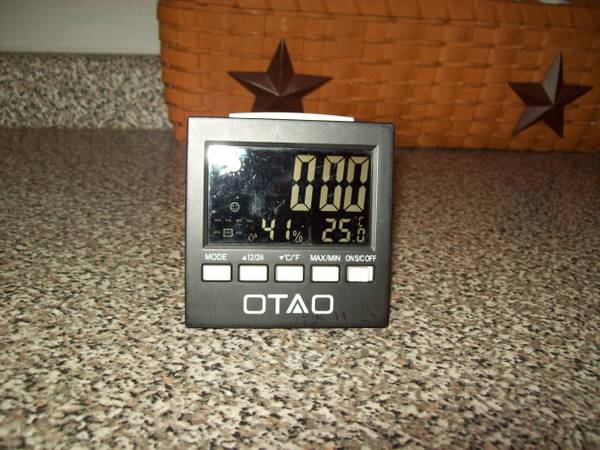 Digital Clock & hygrometer - OTAO 1
