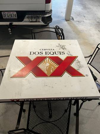 Patio Table and 4 Chairs 1