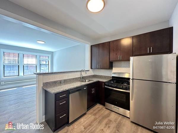 $1,450 / 400ft2 - $300 OFF FIRST MONTH'S RENT! Quality Studio, 1 Bath in Ravenswood (Ravenswood)64041808229250122