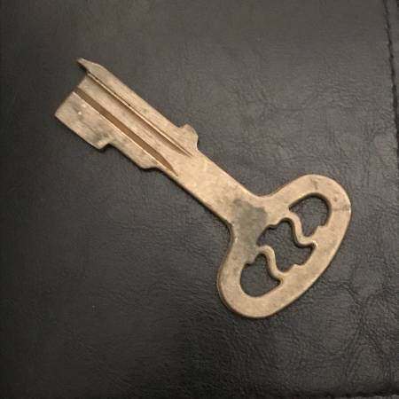 vintage Southern Steel Security Systems Jail Prison Lock Brass Key - $40 (San Francisco)63471477589505121