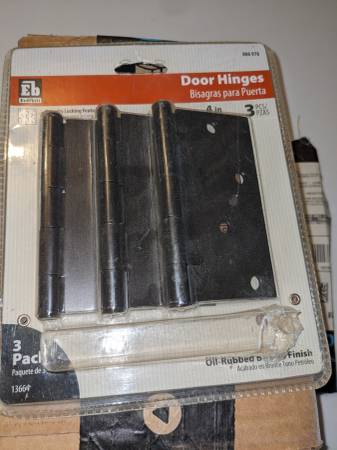 Door hinges 1