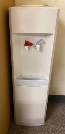 Water Dispenser- Hot/Cold- electric 1