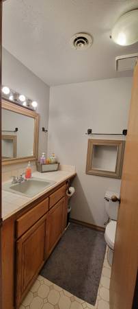 $900 / 4br - 2700ft2 - A Magical Place in the Woods - Peaceful and Friendly Housemates (Woodinville)63688277792385122