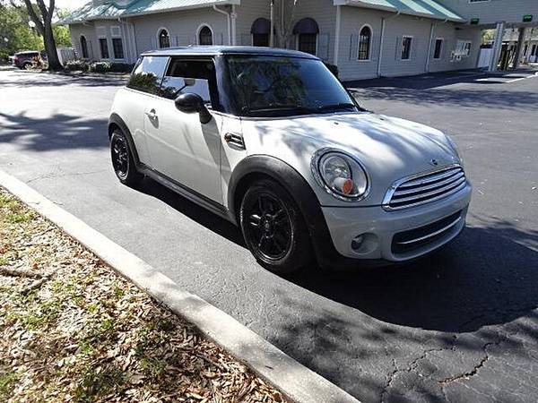 2013 MINI Hardtop Cooper 2dr Hatchback - $4900.0063443606031747124