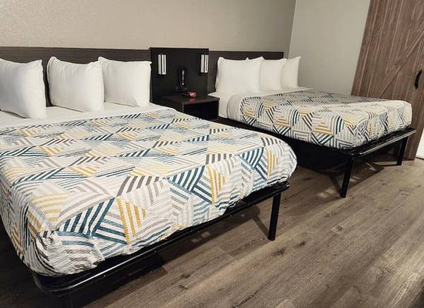 $399 / 1br - STAY WEEKLY - INCL WIFI & TV! Enjoy an All-Inclusive Stay - KIDS FREE (Natomas & Smf Airport)63790861829379124