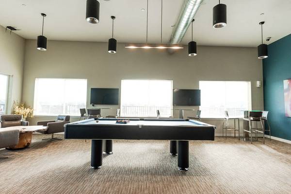 $2,322 / 2br - 1010ft2 - Pre-Wired for Internet & Cable, Located in Kent, 2 bedroom (420 West Smith Street, Kent, WA)63852581228033121