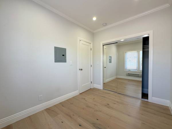 $2,100 / 2br - 660ft2 - Video&Floor Plan! No Broker Fee! Sunny! Renovated! Unit 10 (oakland lake merritt / grand)63888991258497124