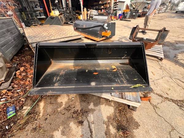 Skid Steer Bucket attachments 1