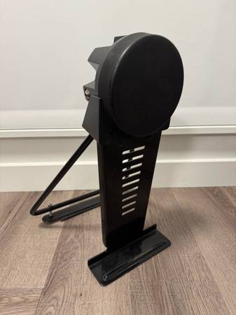 Roland KD-8 Kick Pad 1