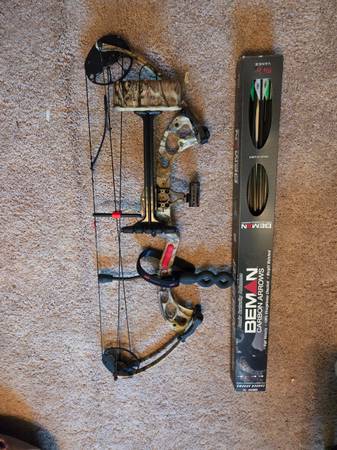 PSE Vision Compound Bow and accessories 1