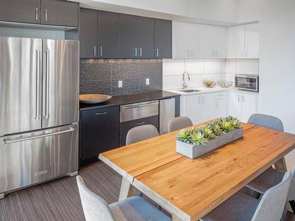 $2,564 / 2br - 943ft2 - Connect and Create in Our Resident Lounge (SW Portland / PSU / Portland State University)63831536948353123