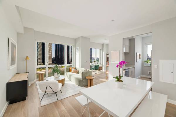 $6,400 / 3br - 3 Months Free! New Development! (Long Island City)63854385461507120