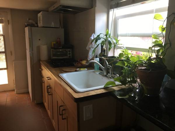 $1,900 / 2br - 849ft2 - Amazing Location - two bedroom flat (berkeley)63845956067971122