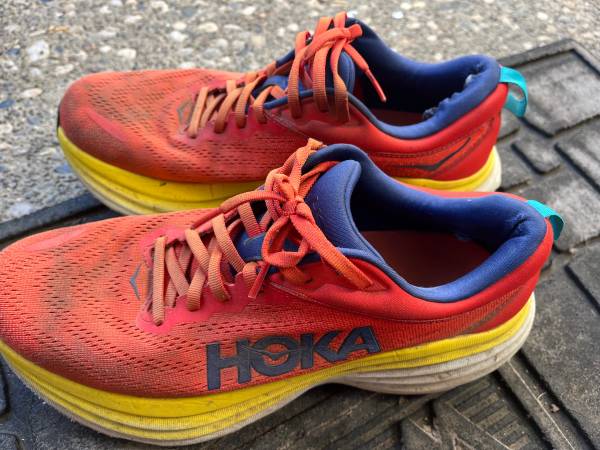 Hoka One One men size 9.5 D 1