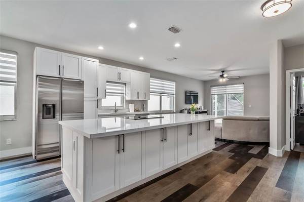 $615,000 / 3br - ██ 3/2.5 en la codiciada comunidad cerrada Regency Lakes (Coconut Creek)63825133555075121