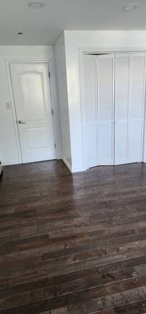 $2,000 / 1br - 856ft2 - 1 Bedroom Freshly painted apt in Allerton Area, 1 block from # 5 train (Bronx)63788335701123123