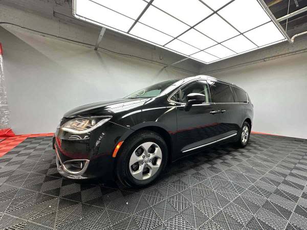 2017 Chrysler Pacifica Touring-L Plus van Brilliant Black Crystal - $13,196 (CALL 551-220-3298 FOR AVAILABILITY)63612057355137123