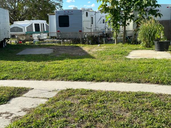 $699 RV lot for rent - must have own RV -ALL utilities included! (Okeechobee, fl)63799756739587121