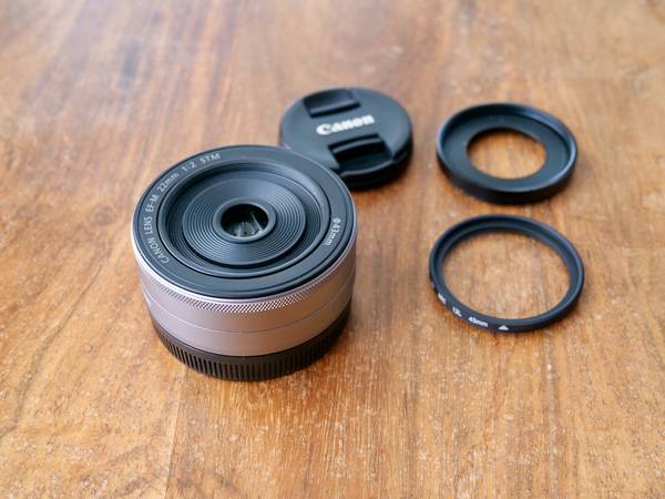 美品 キャノン　Canon EF-M 22mm F2 STM 1147 Amazon.com : Canon EF-M 22mm f2 STM Compact System Lens