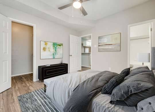 $1,075 / 1br - 674ft2 - En Irving, estacionamiento reservado y cubierto, 1/BA 1/BA (1400 Esters Rd, Irving, TX)63796555367811124
