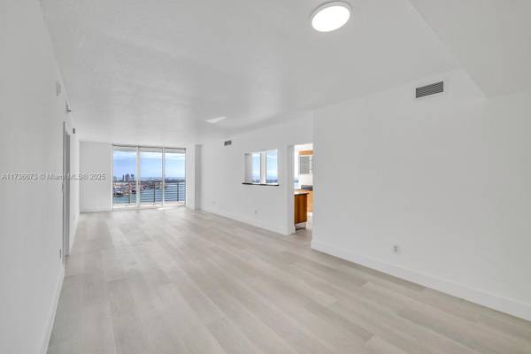 $5,800 / 3br - 1550ft2 - ONE MIAMI THREE BEDRO0M (ONE MIAMI DOWNTOWN)63906440411906123
