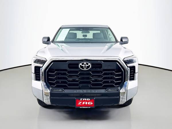 2022 Toyota TUNDRA 4WD SR5 - Photo 8