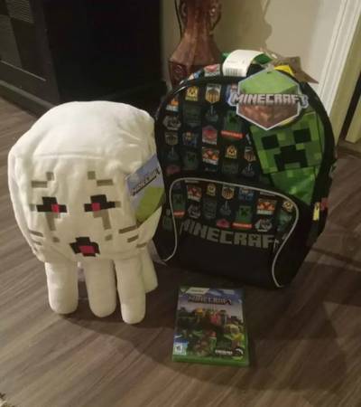 BRAND NEW Mindcraft Video Game & Backpack 1