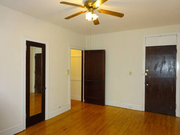 $775 / 375ft2 - 1536 LaSalle, Quiet HW Studio in Loring, Walk Downtown, Pets OK! (Loring Park, Eat Street, Downtown Minneapolis)64048422283650121