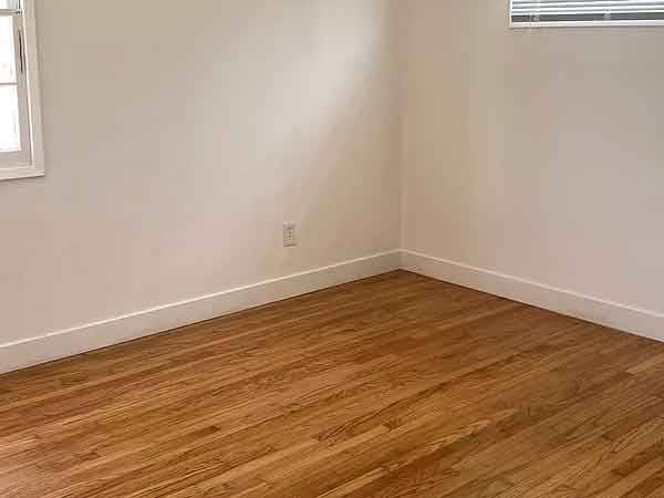 $1,200 / 3br - This three-bedroom, one-bath home (San Diego, CA)63701568738819121