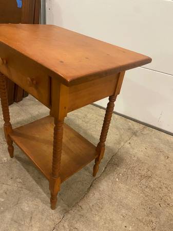 Antique Spool Style Table - $100 (Rockville)62972945676547123