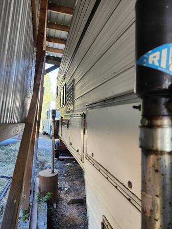 Cascade 10' camper 1