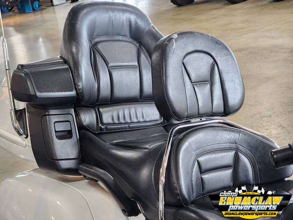 2006 HONDA GOLDWING PREMIUM AUDIO 1800 READY TO ROADTRIP! CLEMS! - $6,999 (CLEMS ENUMCLAW POWERSPORTS)63470979183233124