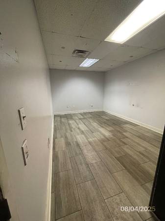 $1000.00 / 231ft2 - Buckhead Large Executive/Office Suite - Retail/Spa/Studio/Music Studio63921690548867120
