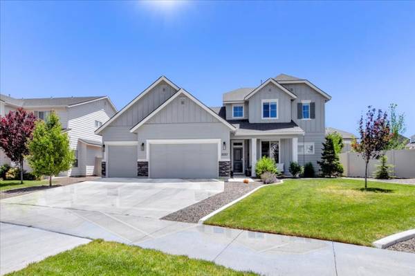 Modern 3BR Home in Meridian – Main Floor Master & Fenced Yard 1